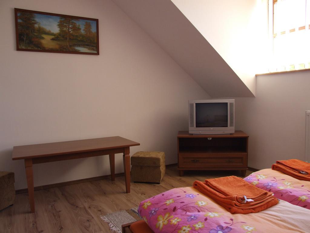 Penzion Julkin Dvor Krupina Zimmer foto